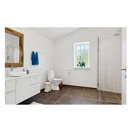 4 Bedroom Stunning In Ferienhaus