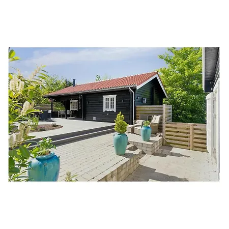 4 Bedroom Stunning In *