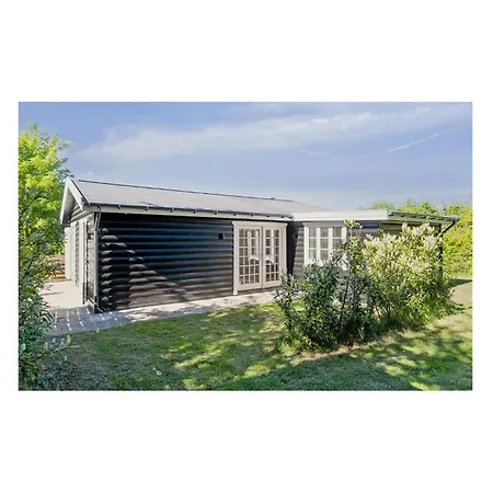 4 Bedroom Stunning In Fårevejle